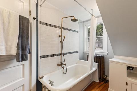 3 Ellery St, Gloucester, MA 01930 photo 18