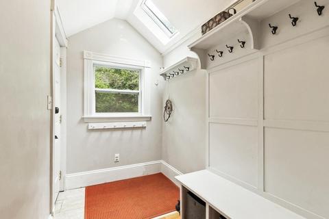 3 Ellery St, Gloucester, MA 01930 photo 6