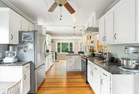 3 Ellery St, Gloucester, MA 01930 photo 7