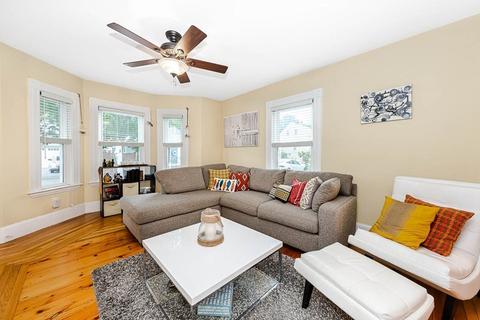 29 Stone St, Beverly, MA 01915 photo 3
