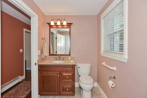 34 Dolly Dr, Worcester, MA 01604 photo 6