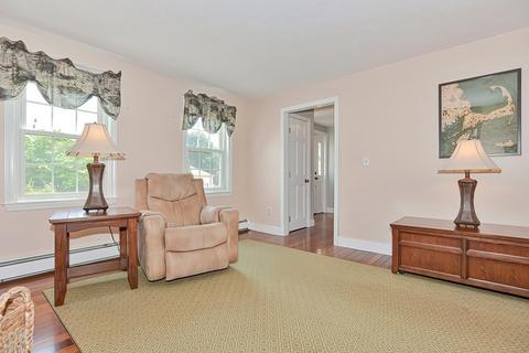 34 Dolly Dr, Worcester, MA 01604 photo 10