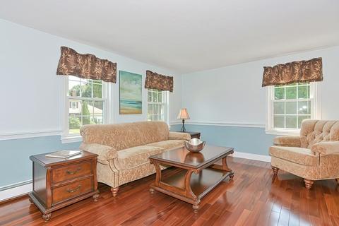 34 Dolly Dr, Worcester, MA 01604 photo 4