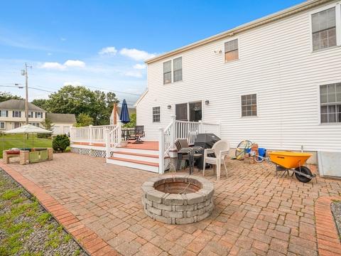 32 Trinity Cir, Attleboro, MA 02703 photo 23