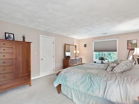 32 Trinity Cir, Attleboro, MA 02703 photo 17