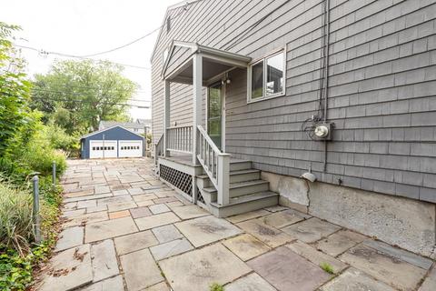 21 Shepard St, Marblehead, MA 01945 photo 5
