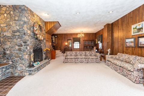 21 Shepard St, Marblehead, MA 01945 photo 24