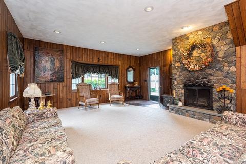 21 Shepard St, Marblehead, MA 01945 photo 23