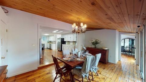 28 Pond St, Wareham, MA 02571 photo 3