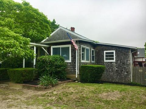 28 Pond St, Wareham, MA 02571 photo 2