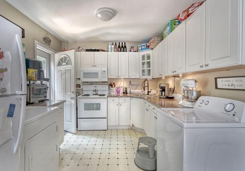 10 Parker St, Everett, MA 02149 photo 17