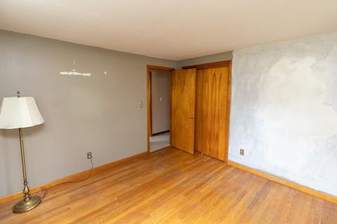 170 Mildred Ave, Springfield, MA 01104 photo 15