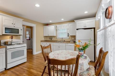 32 Everett St, Lynn, MA 01904 photo 9