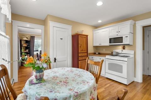 32 Everett St, Lynn, MA 01904 photo 8
