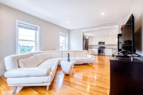 4 Woodside Ave, Everett, MA 02149 photo 5