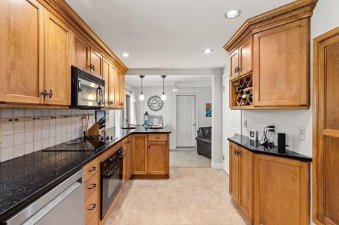20 Sheffield Rd, Danvers, MA 01923 photo 8
