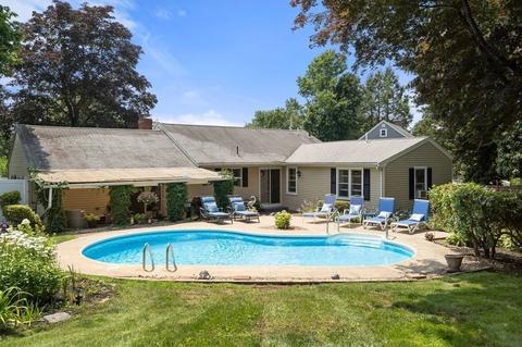 20 Sheffield Rd, Danvers, MA 01923 photo 1