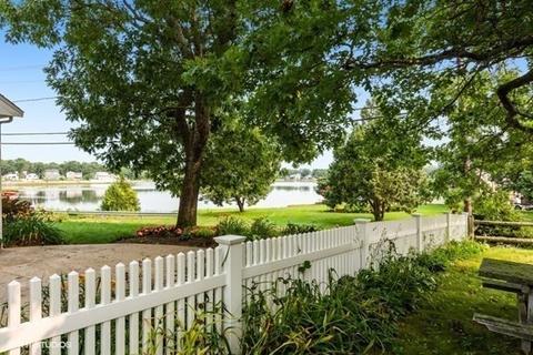 16 Smith Ave, Wareham, MA 02571 photo 3