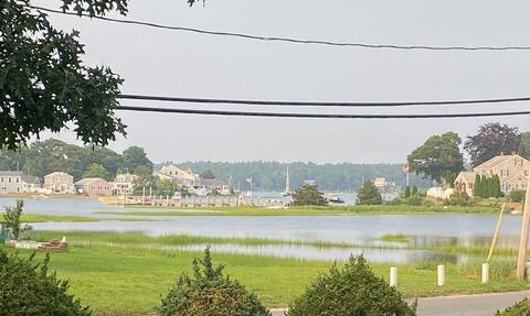 16 Smith Ave, Wareham, MA 02571 photo 2