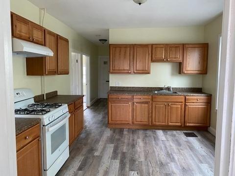 140 Bow St, Everett, MA 02149 photo 2