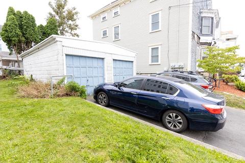 555 Broadway, Fall River, MA 02724 photo 3