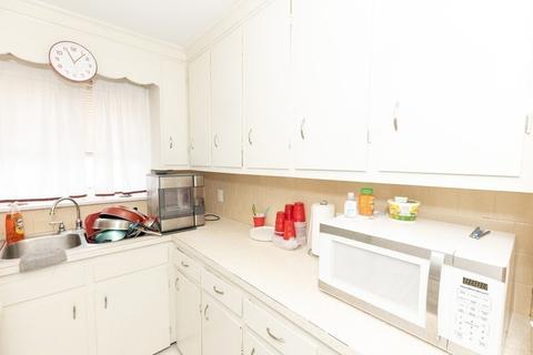 555 Broadway, Fall River, MA 02724 photo 10