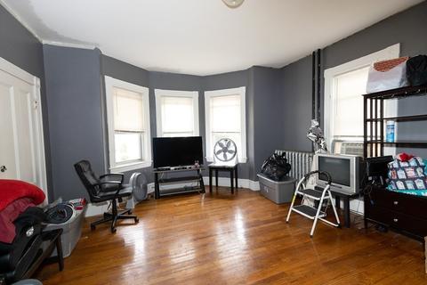 555 Broadway, Fall River, MA 02724 photo 12