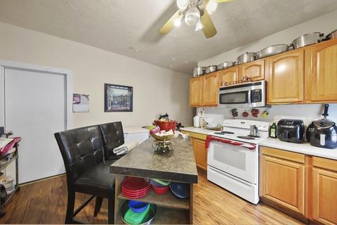 8 Pelham St, Worcester, MA 01609 photo 23
