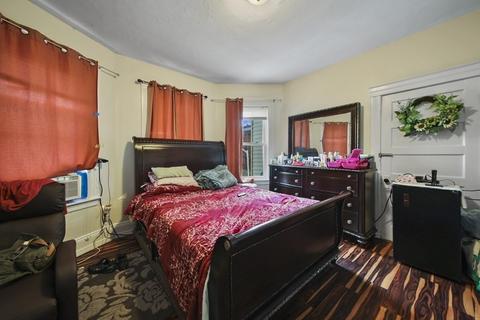 8 Pelham St, Worcester, MA 01609 photo 28