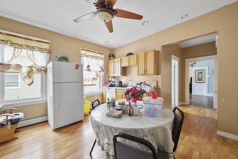 8 Pelham St, Worcester, MA 01609 photo 34