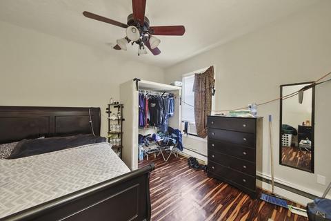 8 Pelham St, Worcester, MA 01609 photo 24
