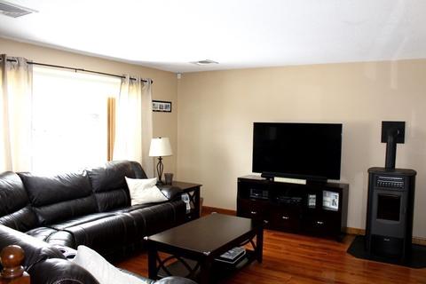 17 Orchard Ave, Webster, MA 01570 photo 11
