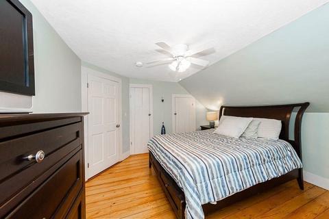 27 Chestnut St, Danvers, MA 01923 photo 21