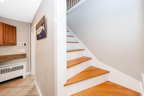 27 Chestnut St, Danvers, MA 01923 photo 16