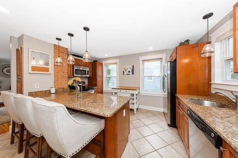 27 Chestnut St, Danvers, MA 01923 photo 12