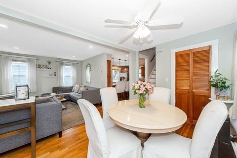27 Chestnut St, Danvers, MA 01923 photo 4