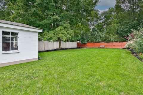 27 Chestnut St, Danvers, MA 01923 photo 27