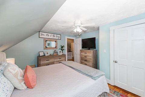 27 Chestnut St, Danvers, MA 01923 photo 19