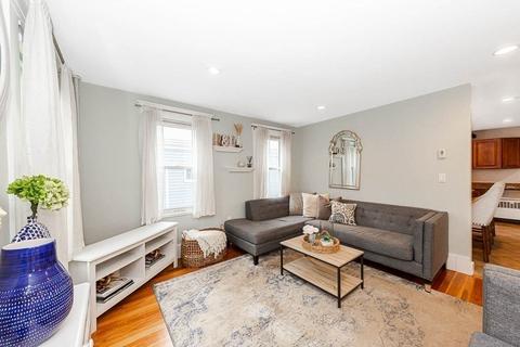 27 Chestnut St, Danvers, MA 01923 photo 7