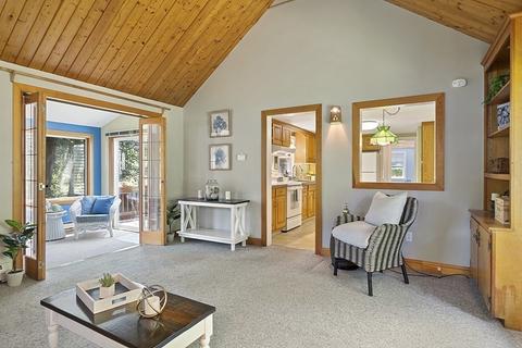 35 Mohawk Dr, Acton, MA 01720 photo 14