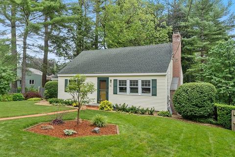 35 Mohawk Dr, Acton, MA 01720 photo 2