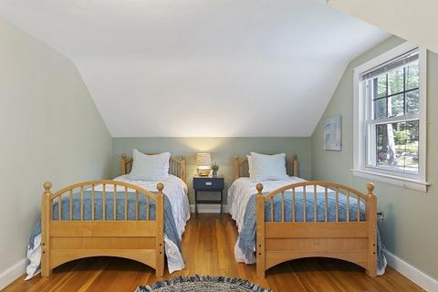 35 Mohawk Dr, Acton, MA 01720 photo 20