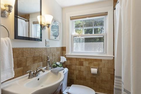 35 Mohawk Dr, Acton, MA 01720 photo 16
