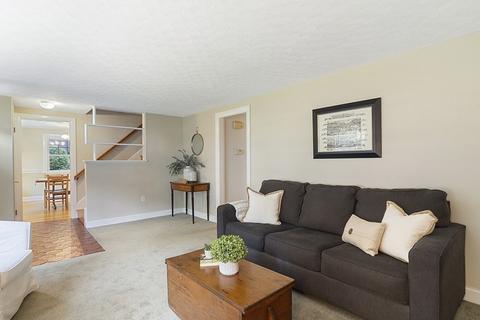 35 Mohawk Dr, Acton, MA 01720 photo 5