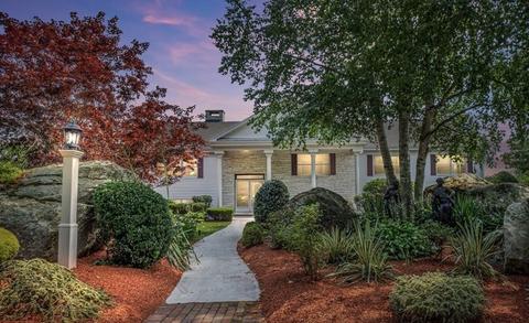 7 Hoosic Dr, Canton, MA 02021 photo 1