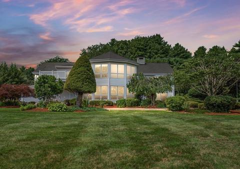 7 Hoosic Dr, Canton, MA 02021 photo 2