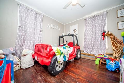 180 Foster St, Fall River, MA 02721 photo 26