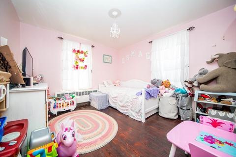 180 Foster St, Fall River, MA 02721 photo 24