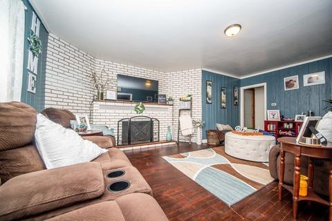 180 Foster St, Fall River, MA 02721 photo 10