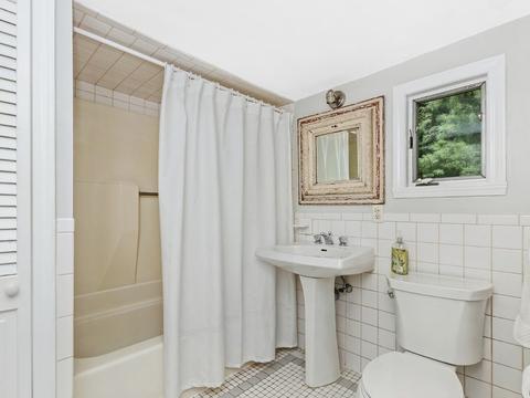 137 Belknap Rd, Framingham, MA 01701 photo 24